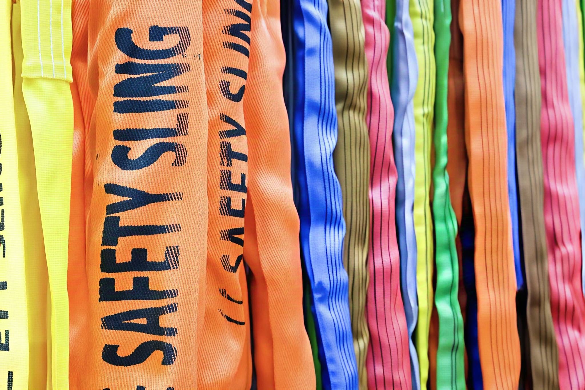 Sling Sling so với Sling Webbing phẳng: Hướng dẫn cuối cùng của bạn để nâng cao hiệu quả và an toàn